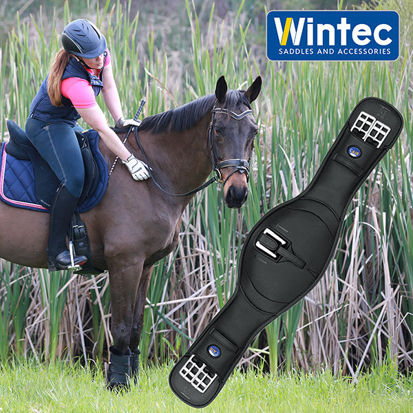 Rider tacking up with the Wintec Anatomic Girth