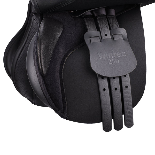 Wintec 250 All Purpose girthing system in black