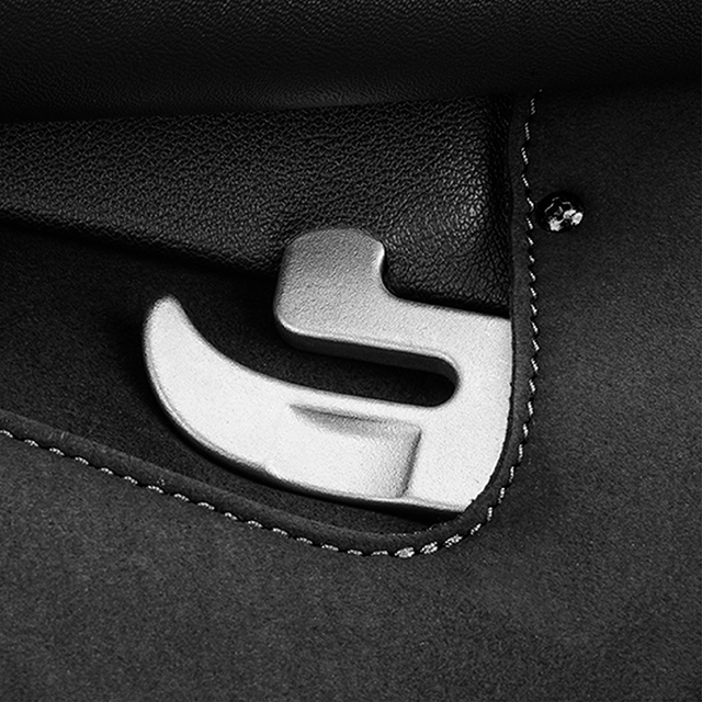Wintec Pro Wide Endurance in Black stirrup bar