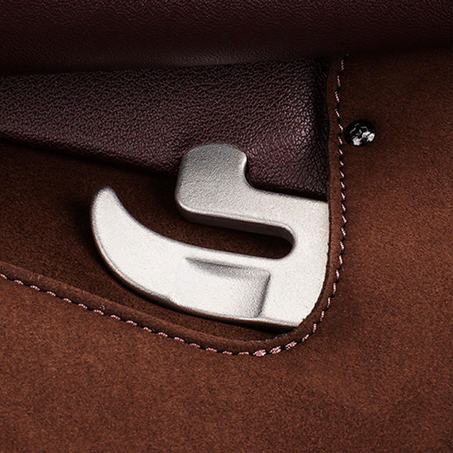 Wintec Pro Wide Endurance in Brown stirrup bar