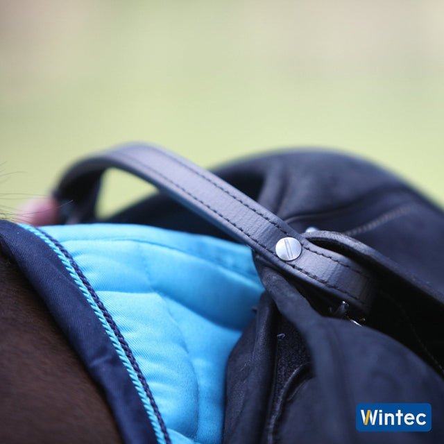 Wintec Steady Grip fitted to the front of a Wintec saddle
